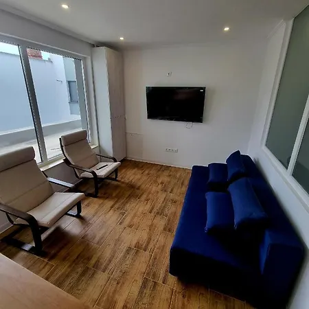 Rustic City Center Apartment Apartment